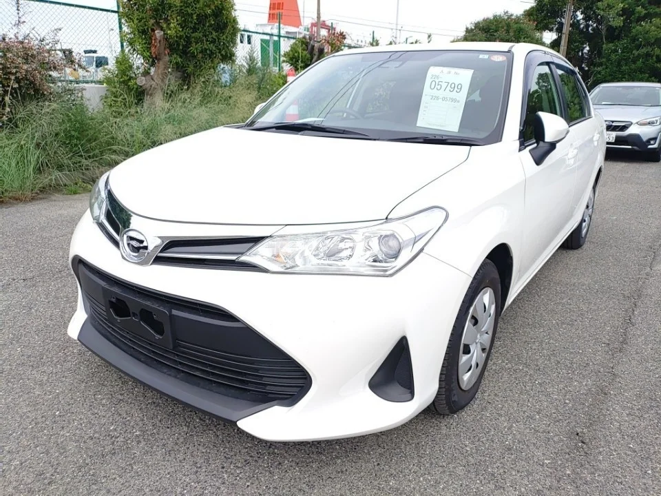 Toyota Corolla Axio NRE160 2019